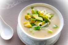 Еквадорський картопляний суп з авокадо інгредієнти 1