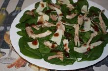 Салат зі шпинатом і куркою інгредієнти 1