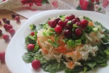 Салат зі шпинату і квашеної капусти інгредієнти 1