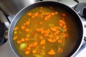 Пісний суп з нутом інгредієнти 10
