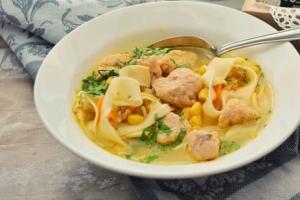 Суп-локшина з кнелями з горбуші інгредієнти 10