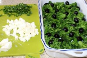 Запіканка з брокколі, маслинами і моцарелою інгредієнти 3