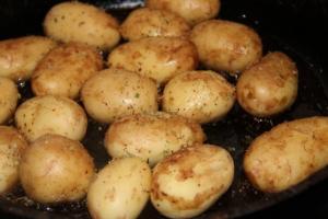 Молода картопля смажена цілком "Ароматна" інгредієнти 3