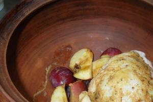 Курячі стегна в яблуках і винограді інгредієнти 3