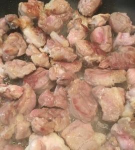 Смажене м'ясо зі свинячої рульки як приготувати 4