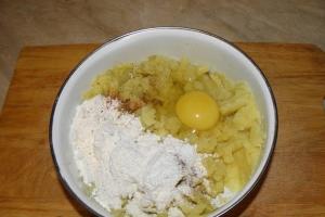 Картопляні кульки в соусі інгредієнти 4