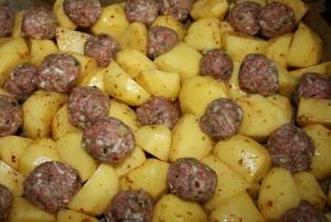 Запечена картопля в сирному соусі інгредієнти 4