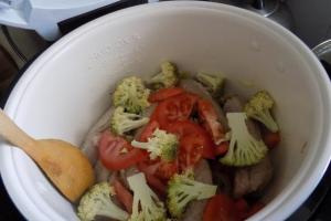Свинячі ребра з овочами і куркумою як приготувати 6