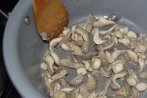 Пісний розсольник з квасолею і грибами інгредієнти 7