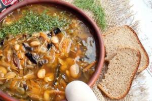 Суп на основі квашеної капусти інгредієнти 7