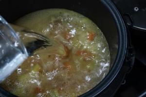Пісний гороховий суп в мультиварці інгредієнти 8