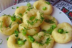 Картопляні галушки з сиром інгредієнти 9